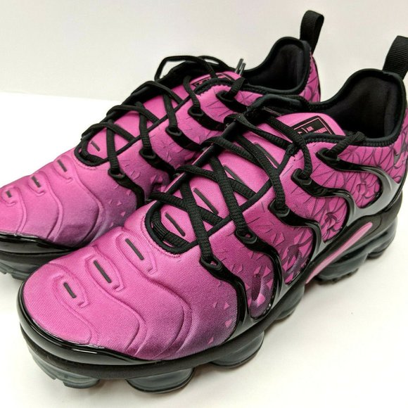 fuchsia vapormax plus